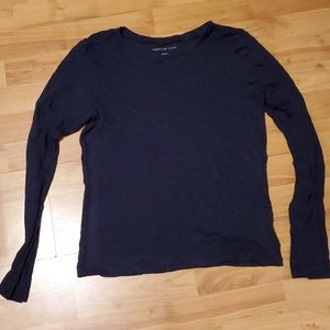 Long sleeve tee shirt